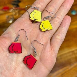Handmade Cute Butt Dangle Earrings - Yellow & Red
